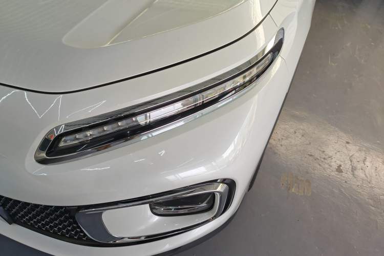 Used Wuling Xingyun 2023 2.0L DHT Standard Edition Left Front Headlight