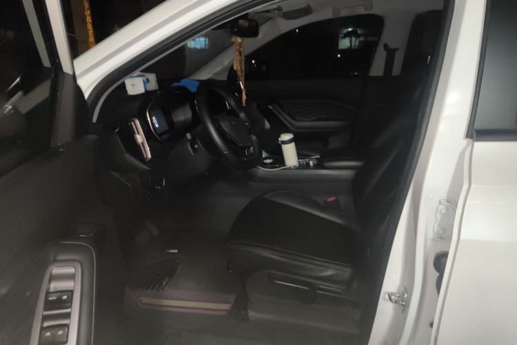 Used Wuling Xingyun 2023 2.0L DHT Standard Edition Left Front Seat