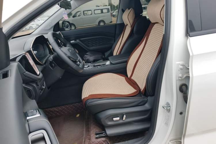 Used Wuling Xingyun 2023 2.0L DHT Flagship Edition Left Front Seat