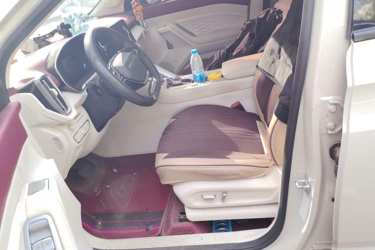 Used Wuling Xingyun 2023 2.0L DHT Flagship Edition Left Front Seat