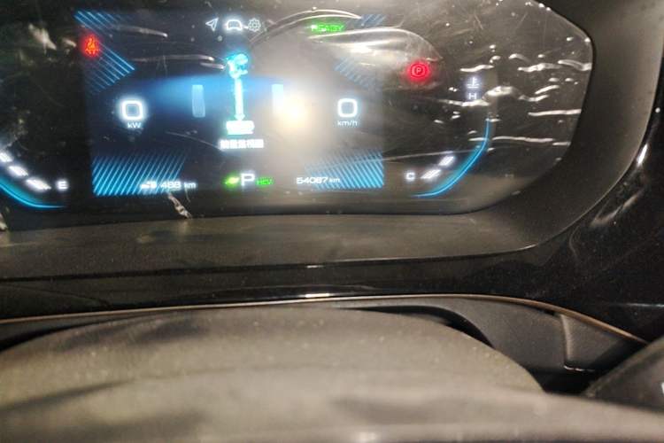 Used Wuling Xingyun 2023 2.0L DHT Flagship Edition Odometer Close Up