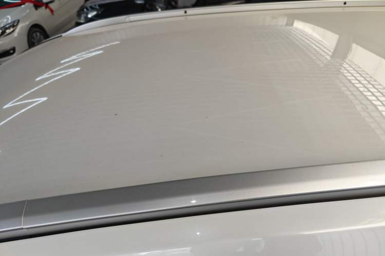 Used Wuling Xingyun 2023 2.0L DHT Standard Edition Roof