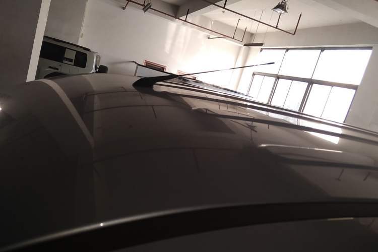 Used Wuling Yangguang 2024 300KM Comfort Version Passenger Van 75kW Roof