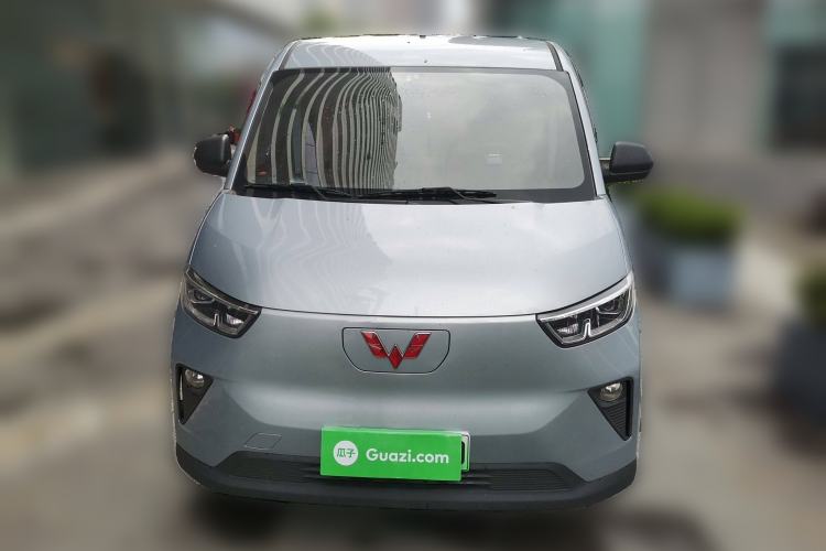 Used Wuling Yangguang 2024 300km Comfort Version with Sealed Windows 60kW Exterior 1