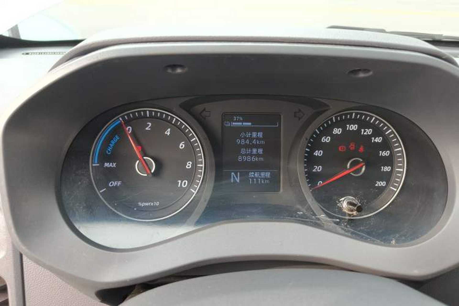 Used Wuling Yangguang 2024 300KM Comfort Version Passenger Van 75kW Instrument Cluster