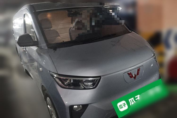 Used Wuling Yangguang 2024 300km Comfort Version with Sealed Windows 60kW Exterior 2