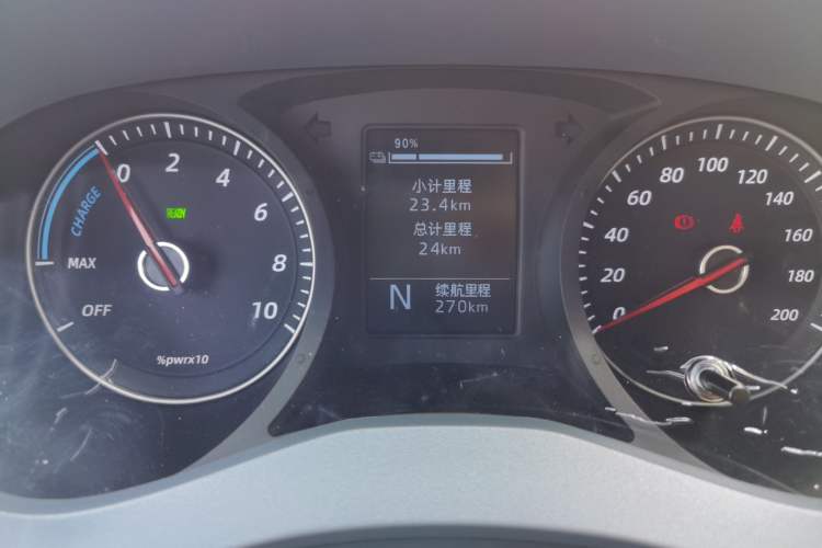Used Wuling Yangguang 2024 300KM Comfort Version Passenger Van 75kW Instrument Cluster