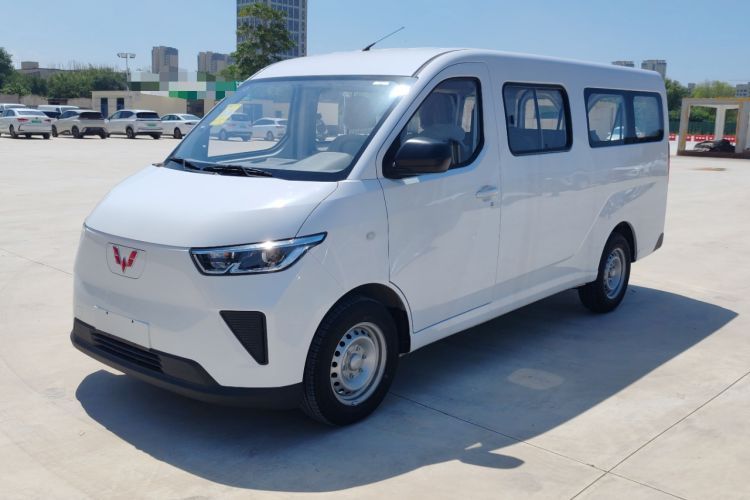 Used Wuling Yangguang 2024 300KM Comfort Version Passenger Van 75kW Guazi used car, China used car export, Used car for sale, Used  cars, Cheapest cars for sale