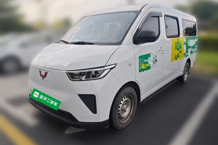 Used Wuling Yangguang 2024 300km Comfort-Grade Passenger Van 60kW Guazi used car, China used car export, Used car for sale, Used cars, Cheapest cars for sale