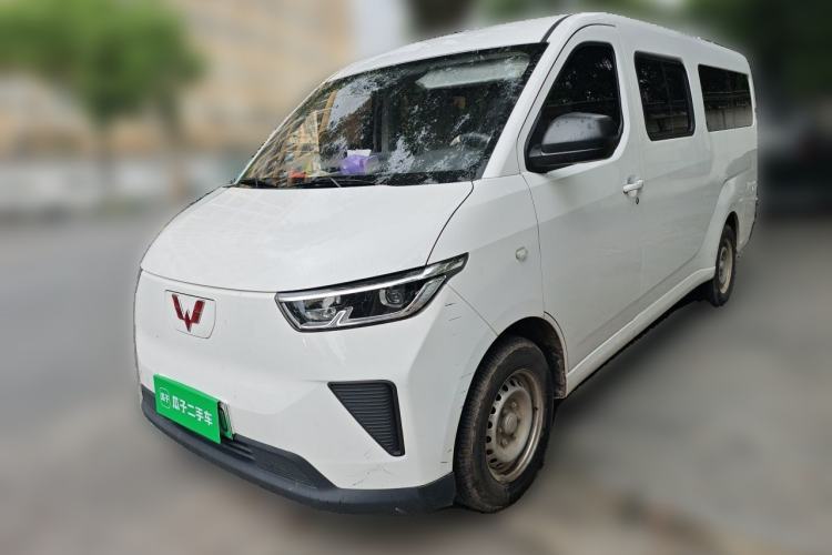 Used Wuling Yangguang 2024 300KM Comfort Version Passenger Van 75kW Guazi used car, China used car export, Used car for sale, Used cars, Cheapest cars for sale