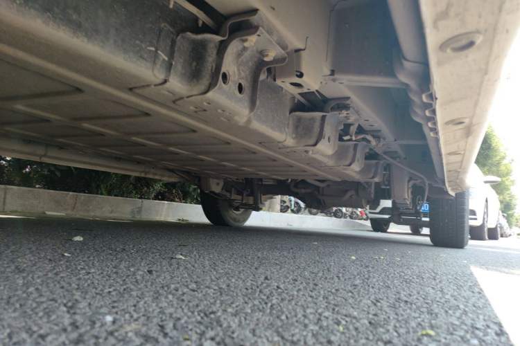 Used Wuling Yangguang 2024 300km Range Practical Window-Sealed Version 60kW Chassis Front Left