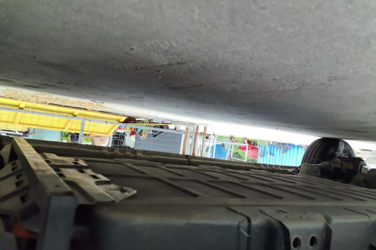 Used Wuling Yangguang 2024 300km Comfort Version with Sealed Windows 60kW Chassis Front Right