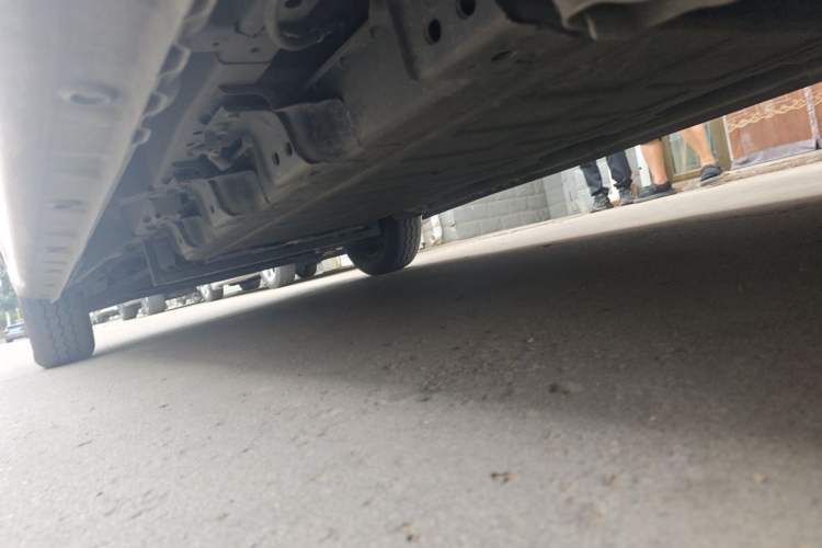 Used Wuling Yangguang 2024 300km Range Practical Window-Sealed Version 60kW Chassis Rear Left