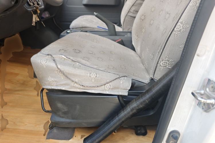 Used Wuling Yangguang 2024 300km Range Practical Window-Sealed Version 60kW Driver Seat