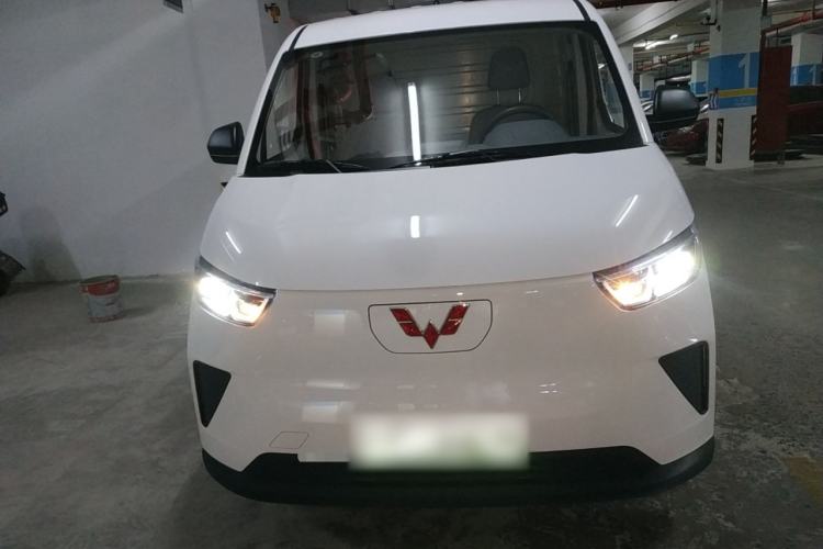 Used Wuling Yangguang 2024 300km Range Practical Window-Sealed Version 60kW Exterior 1