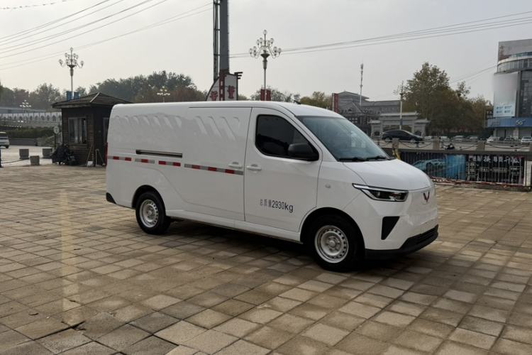 Used Wuling Yangguang 2024 300km Range Practical Window-Sealed Version 60kW Exterior 1