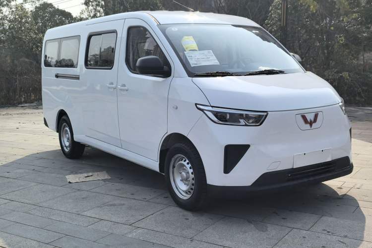 Used Wuling Yangguang  Exterior 1