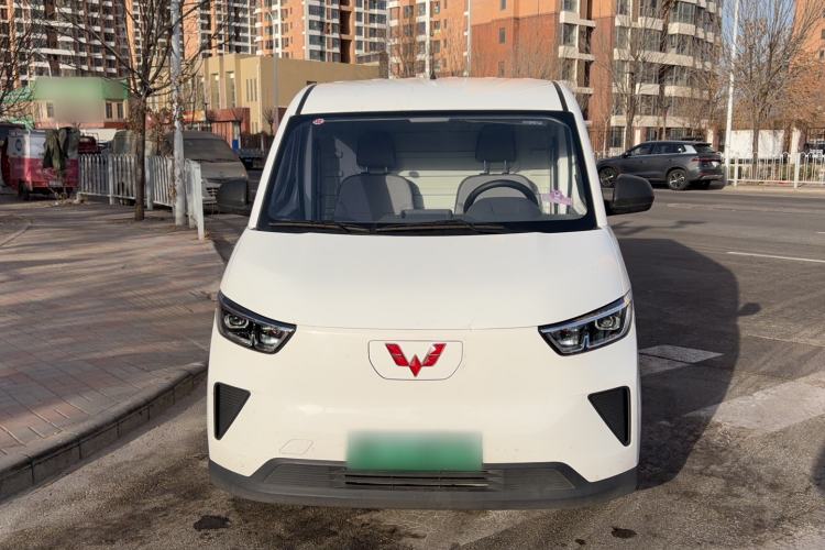Used Wuling Yangguang 2024 300km Range Practical Window-Sealed Version 60kW Exterior 1