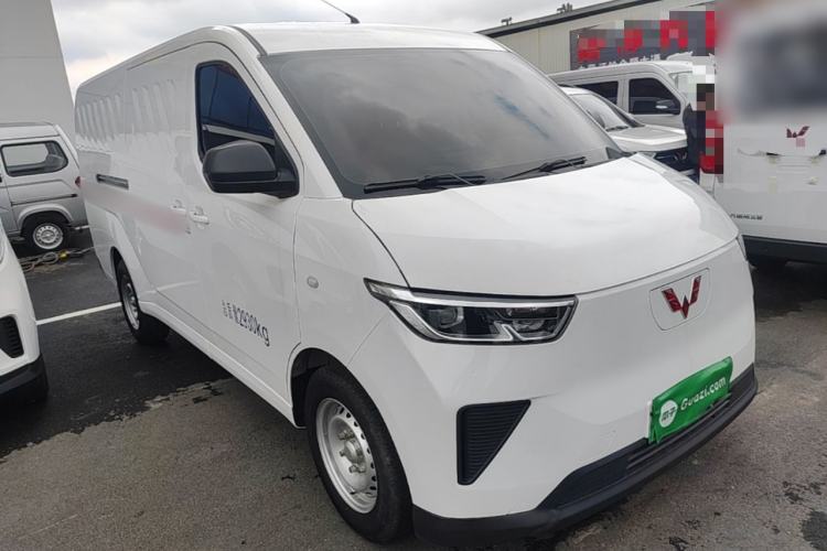 Used Wuling Yangguang 2024 300km Range Practical Window-Sealed Version 60kW Exterior 1
