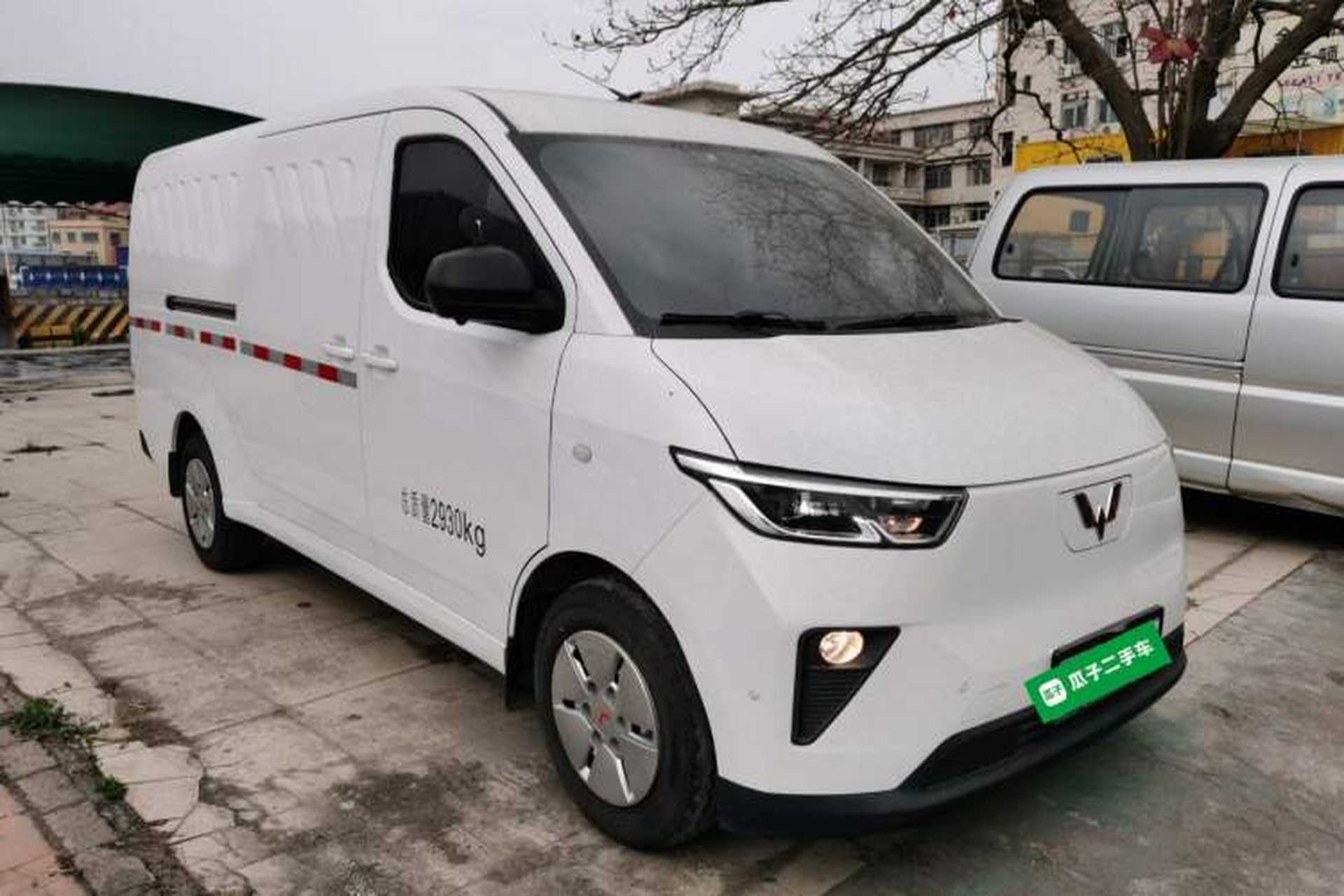 Used Wuling Yangguang 2024 300km Comfort Version with Sealed Windows 60kW Exterior 1