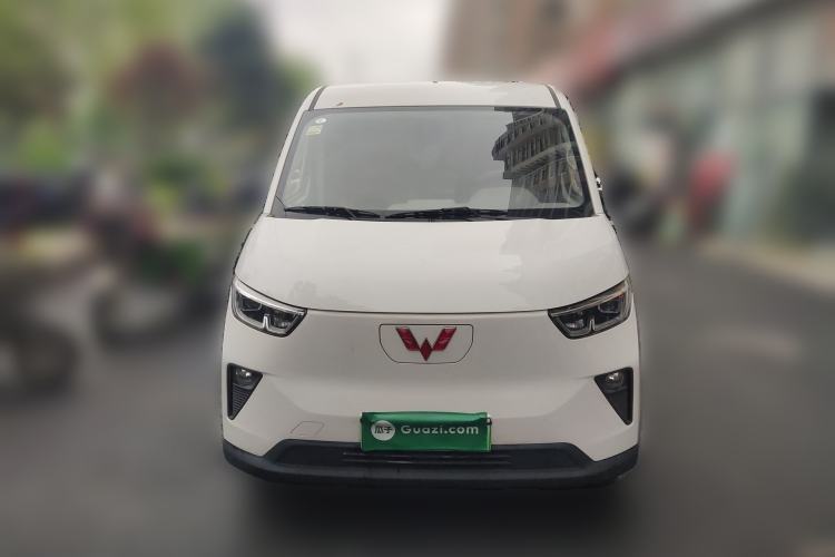 Used Wuling Yangguang 2024 300km Comfort Version with Sealed Windows 60kW Exterior 1