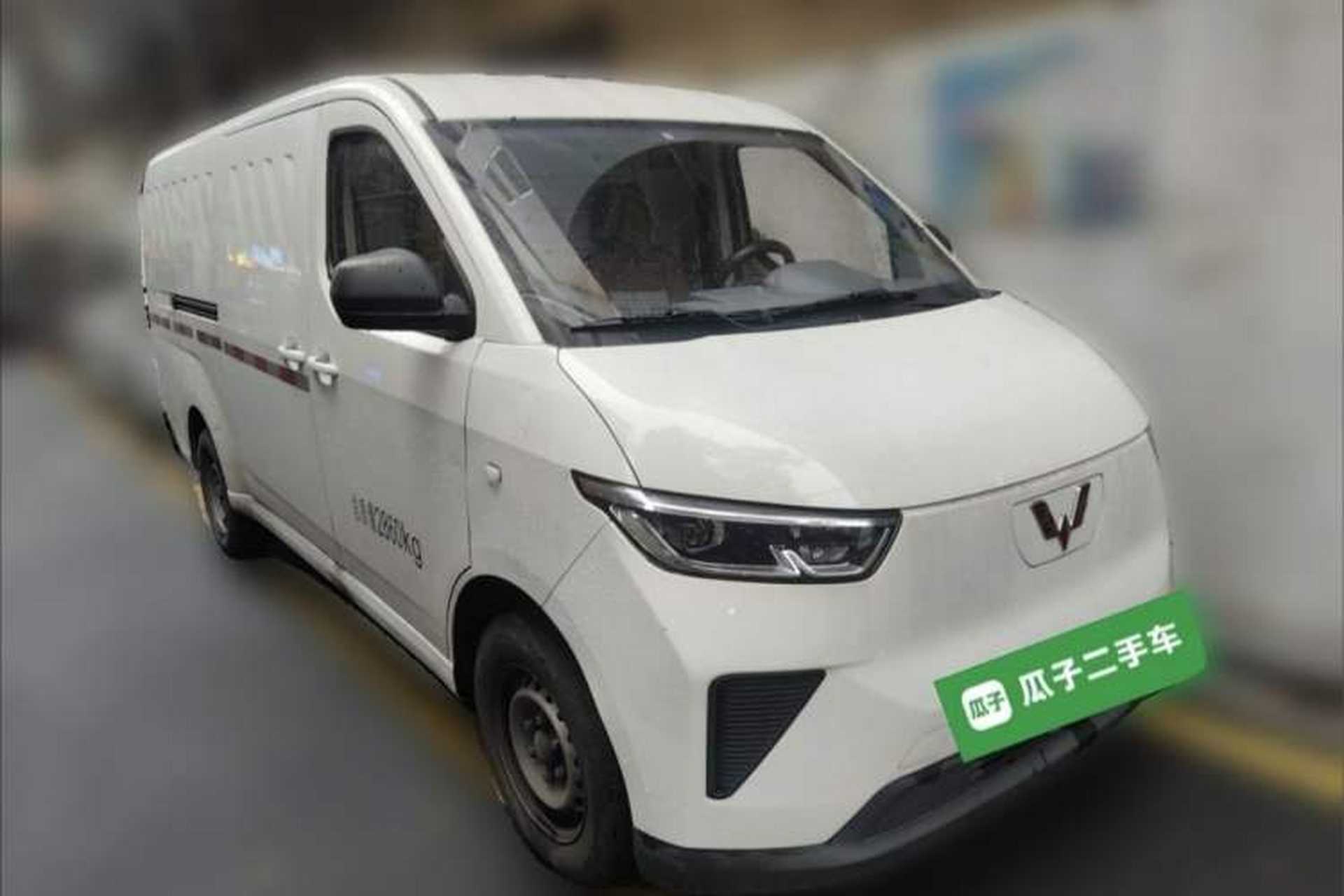 Used Wuling Yangguang 2024 230km Practical Enclosed-Window Version 60kW Exterior 2