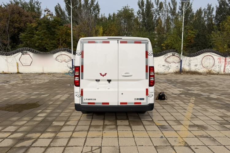 Used Wuling Yangguang 2024 300km Range Practical Window-Sealed Version 60kW Exterior 3