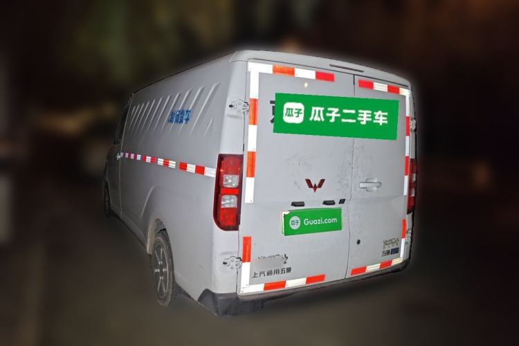 Used Wuling Yangguang 2024 300km Comfort Version with Sealed Windows 60kW Exterior 3