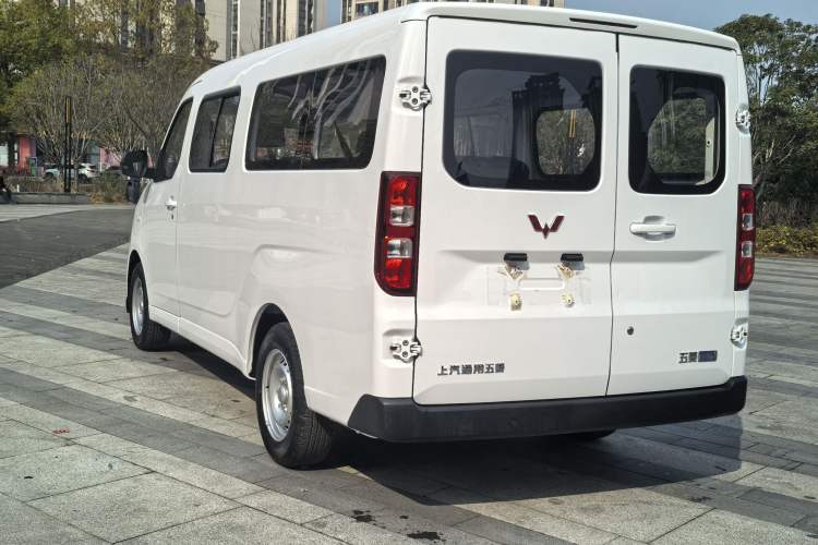 Used Wuling Yangguang  Exterior 4
