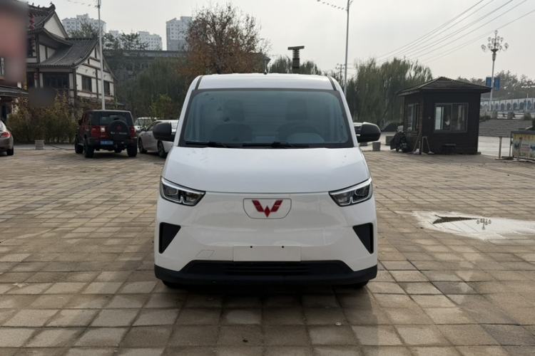 Used Wuling Yangguang 2024 300km Range Practical Window-Sealed Version 60kW Exterior 5