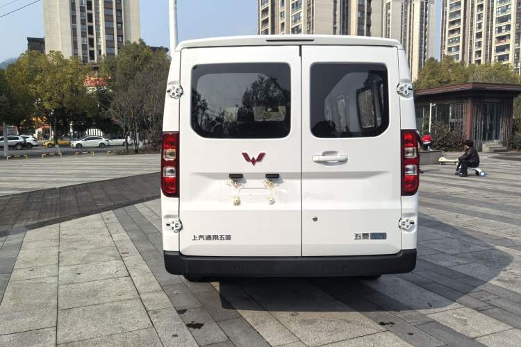 Used Wuling Yangguang  Exterior 5