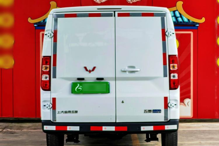 Used Wuling Yangguang 2024 300km Range Practical Window-Sealed Version 60kW Exterior 6