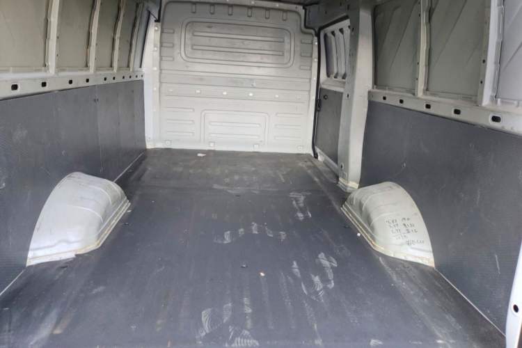 Used Wuling Yangguang 2024 300km Range Practical Window-Sealed Version 60kW Exterior 7