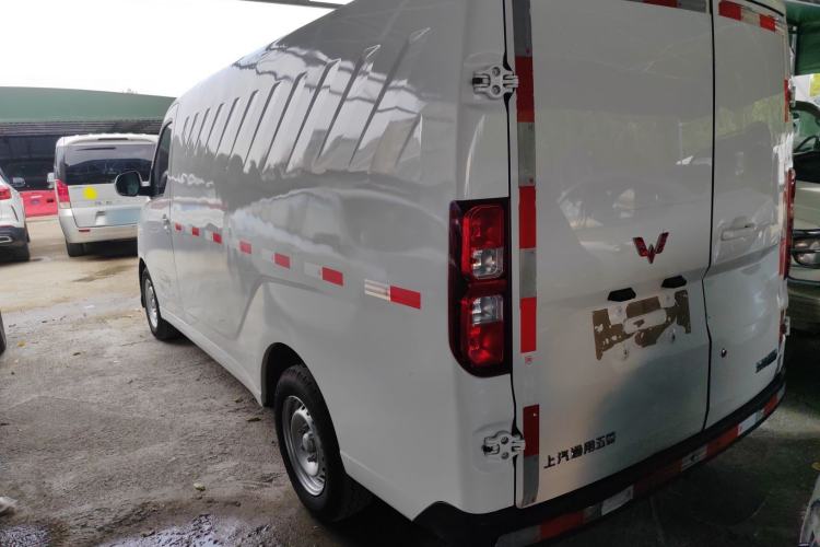 Used Wuling Yangguang 2024 300km Range Practical Window-Sealed Version 60kW Exterior 9
