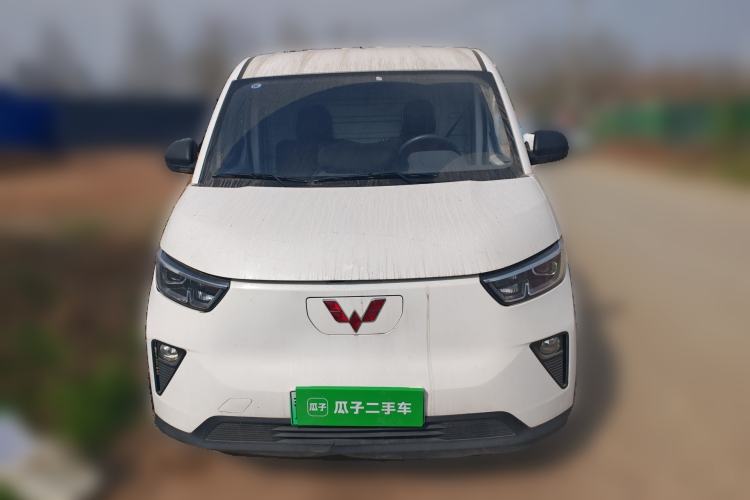Used Wuling Yangguang 2024 300km Comfort Version with Sealed Windows 60kW Front