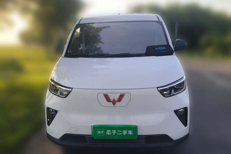 Used Wuling Yangguang 2024 300km Comfort Version with Sealed Windows 60kW Front