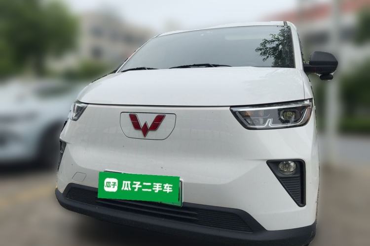 Used Wuling Yangguang 2024 300km Comfort Version with Sealed Windows 60kW Front