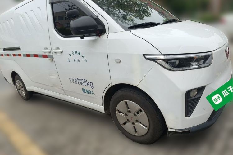 Used Wuling Yangguang 2024 300km Comfort Version with Sealed Windows 60kW Front Right 45 Deg