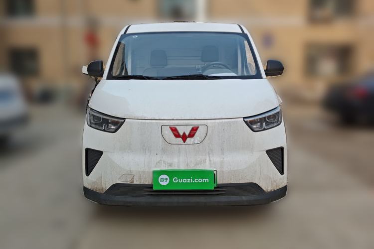 Used Wuling Yangguang 2024 300km Range Practical Window-Sealed Version 60kW Front