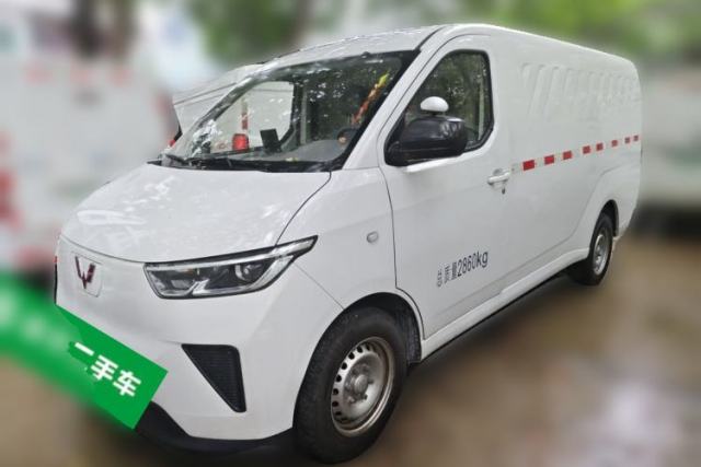 Used Wuling Yangguang 2024 230km Practical Enclosed-Window Version 60kW