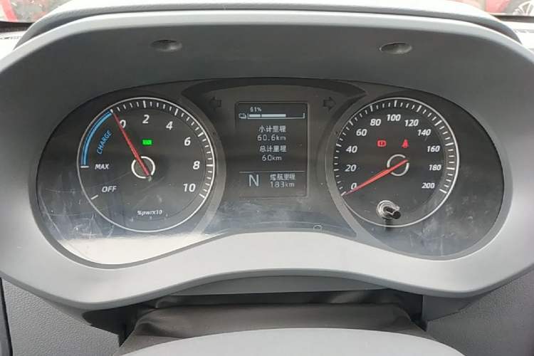 Used Wuling Yangguang 2024 300KM Comfort Version Passenger Van 75kW Instrument Cluster