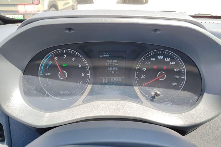 Used Wuling Yangguang 2024 300KM Comfort Version Passenger Van 75kW Instrument Cluster