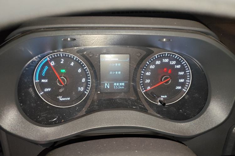 Used Wuling Yangguang 2024 300km Comfort Version with Sealed Windows 60kW Instrument Cluster