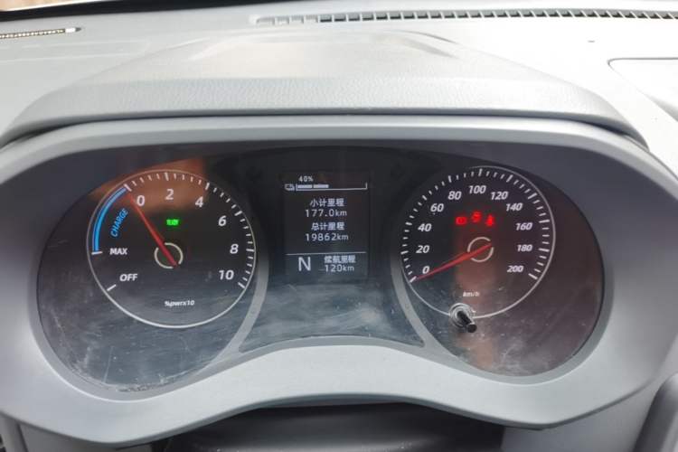 Used Wuling Yangguang 2024 300KM Comfort Version Passenger Van 75kW Instrument Cluster
