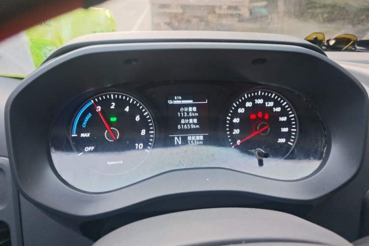 Used Wuling Yangguang 2024 300KM Comfort Version Passenger Van 75kW Instrument Cluster