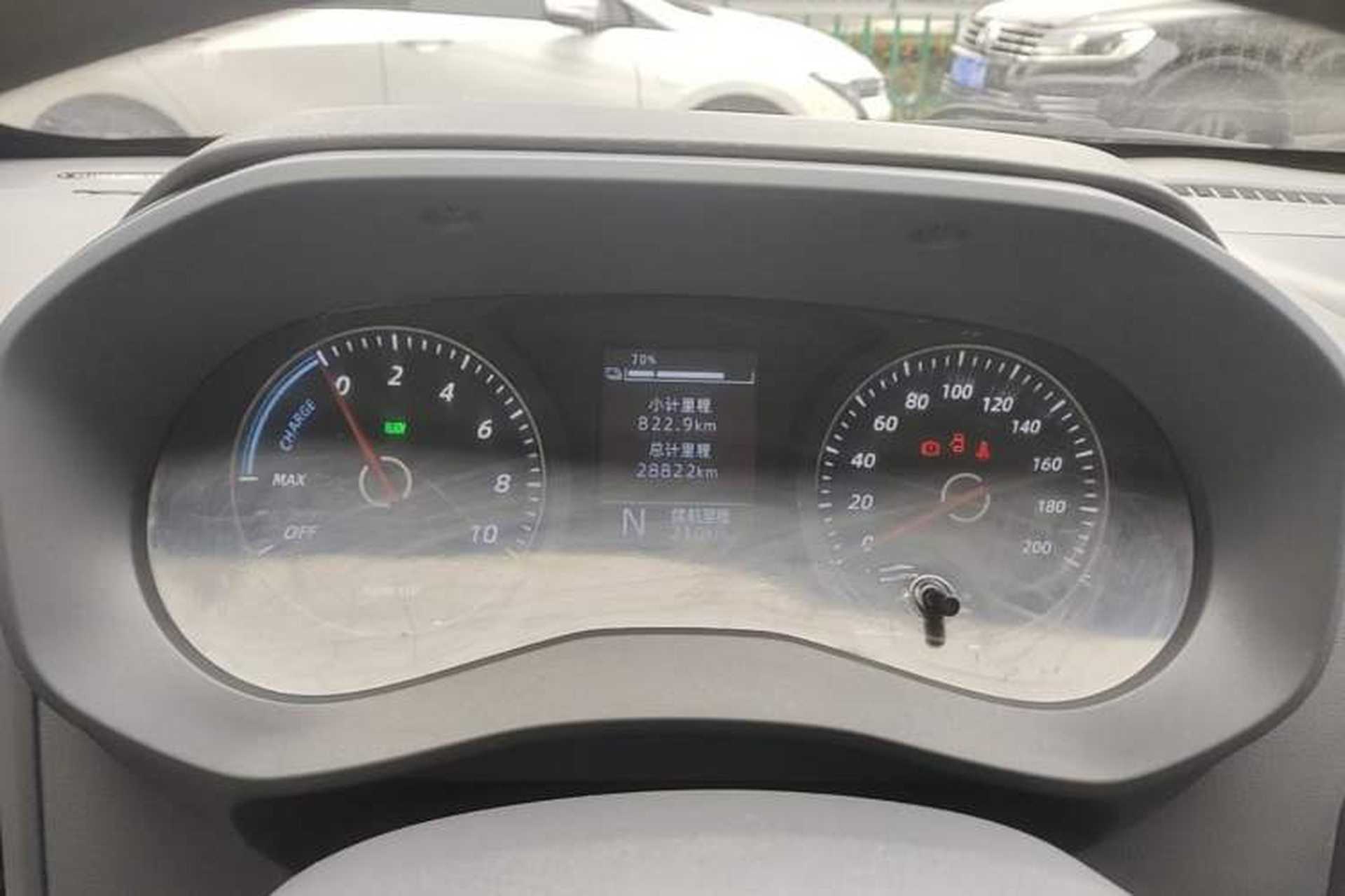 Used Wuling Yangguang 2024 300km Range Practical Window-Sealed Version 60kW Instrument Cluster
