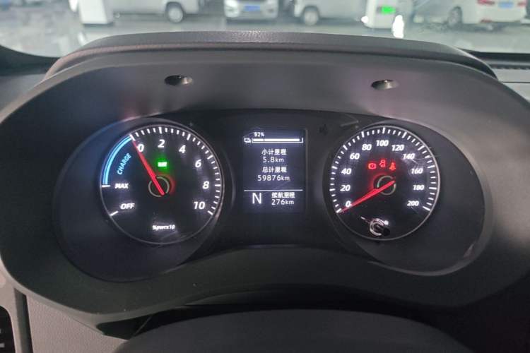 Used Wuling Yangguang 2024 300km Comfort Version with Sealed Windows 60kW Instrument Cluster