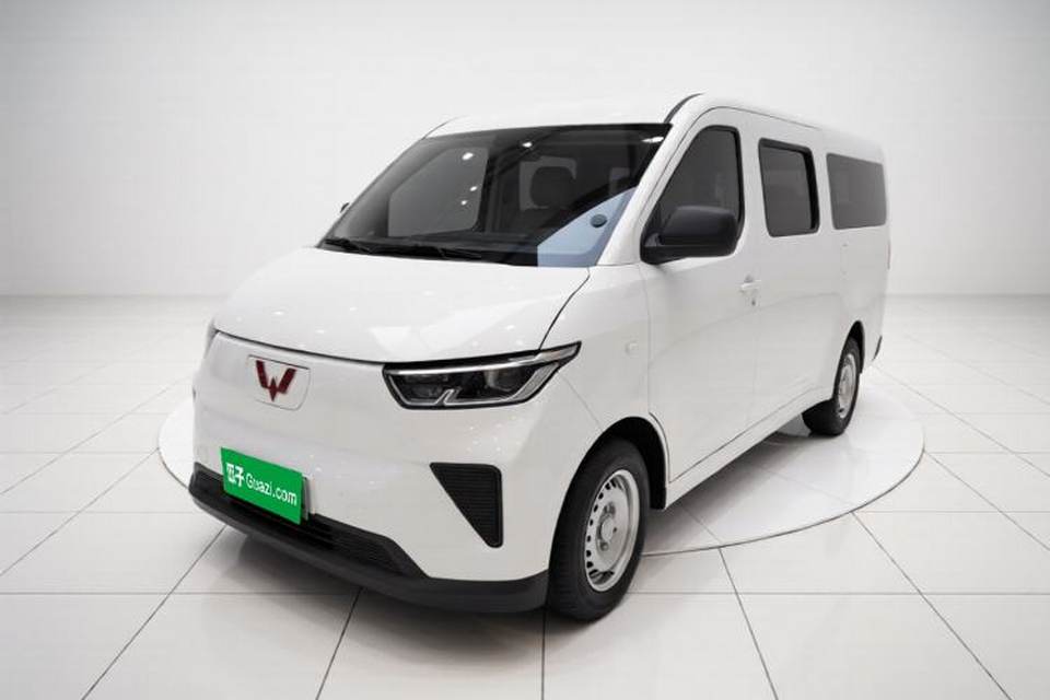 Wuling Yangguang 2024