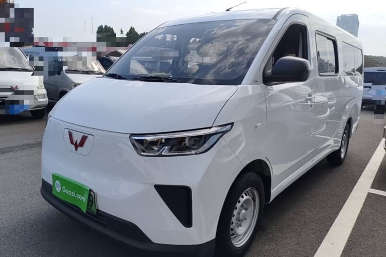 Used Wuling Yangguang 2024 300KM Comfort Version Passenger Van 75kW Guazi used car, China used car export, Used car for sale, Used  cars, Cheapest cars for sale