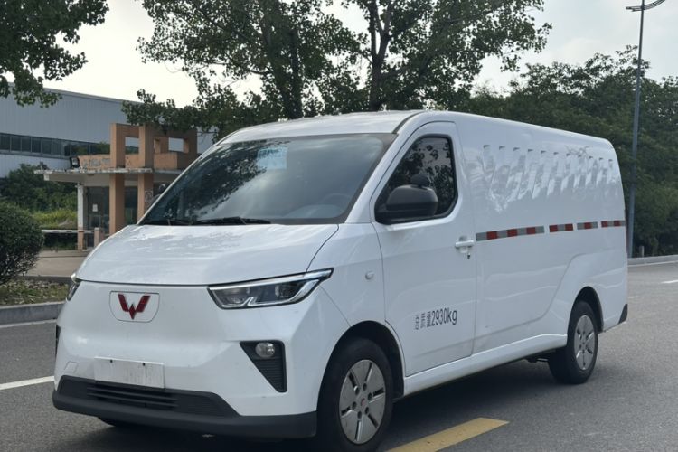 Wuling Yangguang 2024 300km Comfort Version with Sealed Windows 60kW